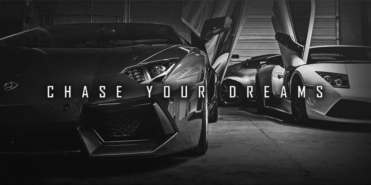 Chase Your Dream – Motivationsposter med Lyxig Sportbil på Canvas