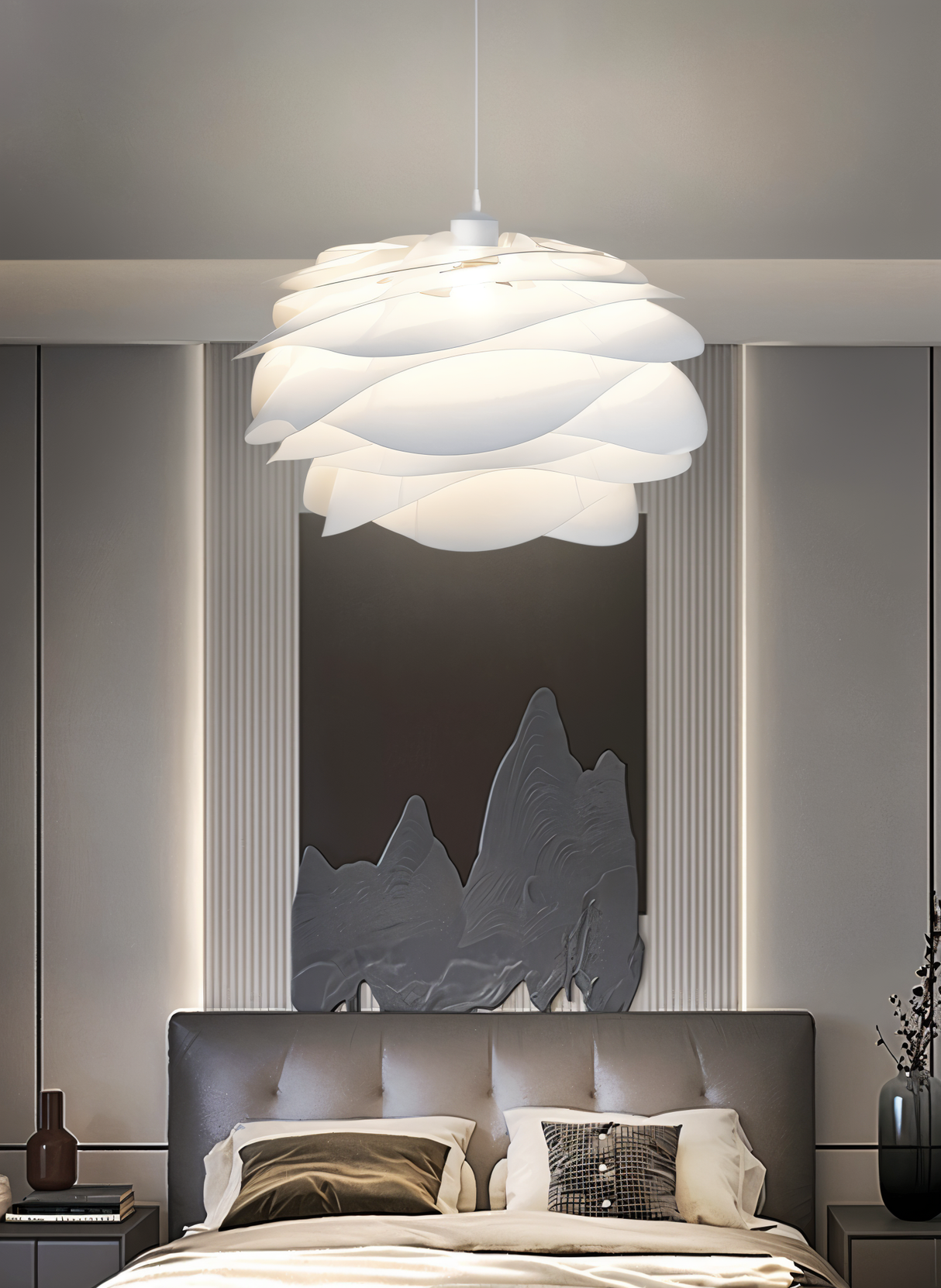 Aurora Taklampa – Stilren PVC Pendel i Blomdesign