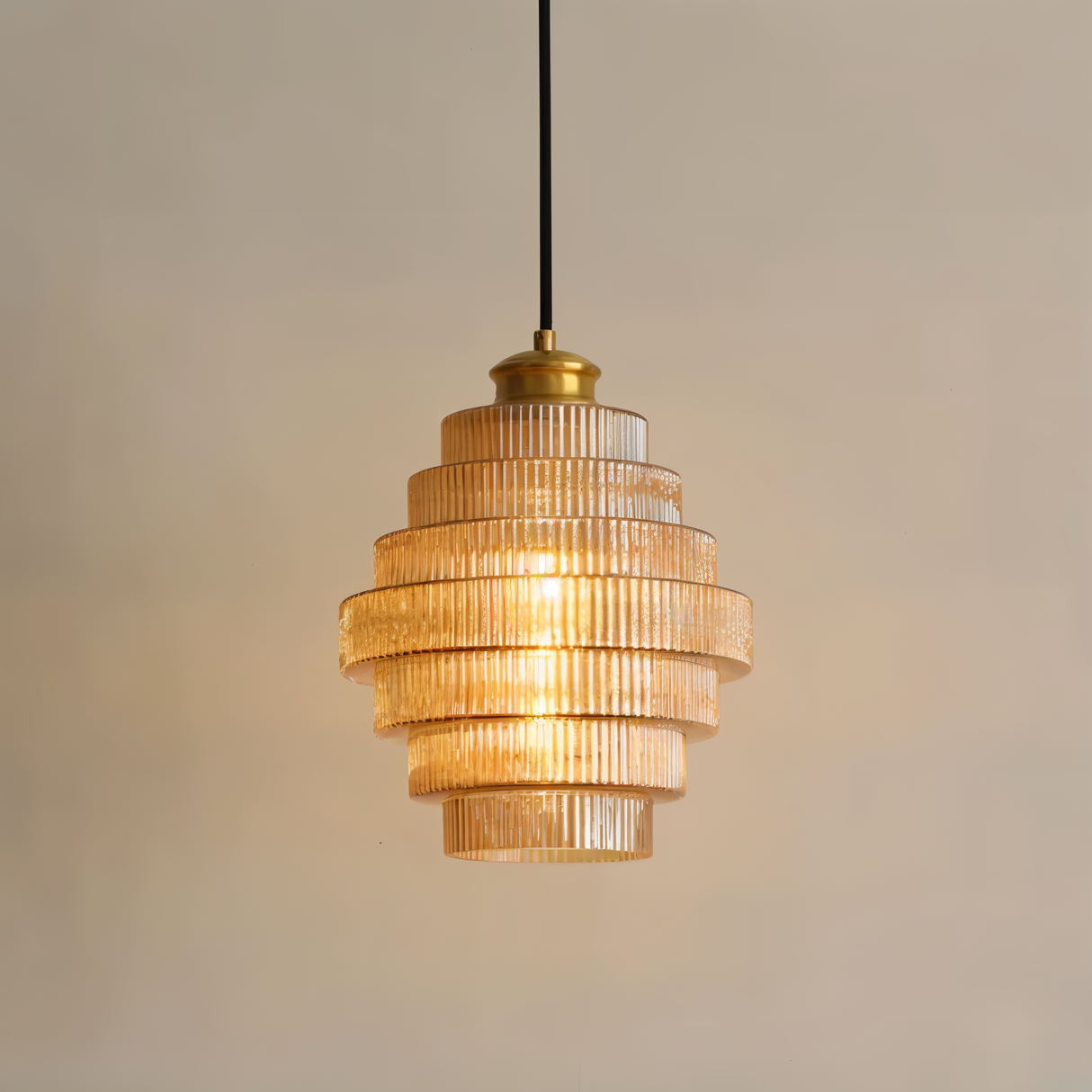 Brilliante Taklampa – Stilfull Glaspendel i Retro Design