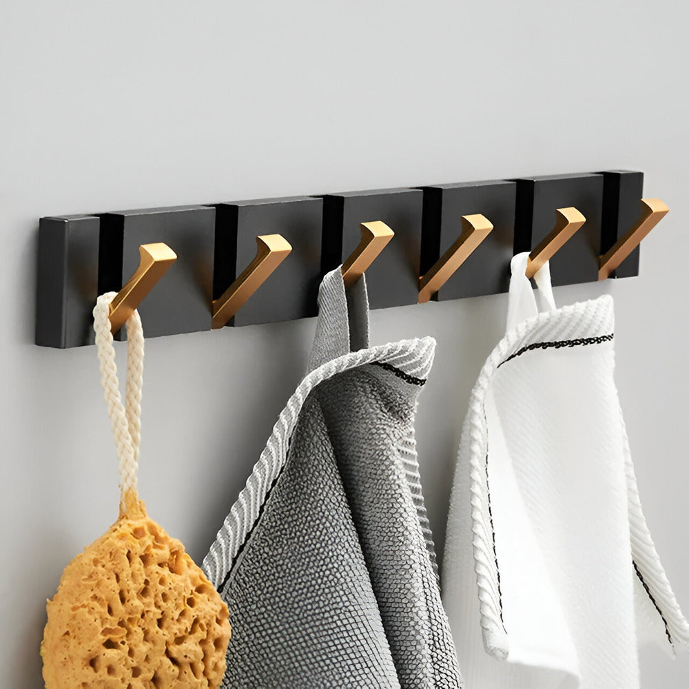 PureForm Vägggarderob – Stilren & Platsbesparande