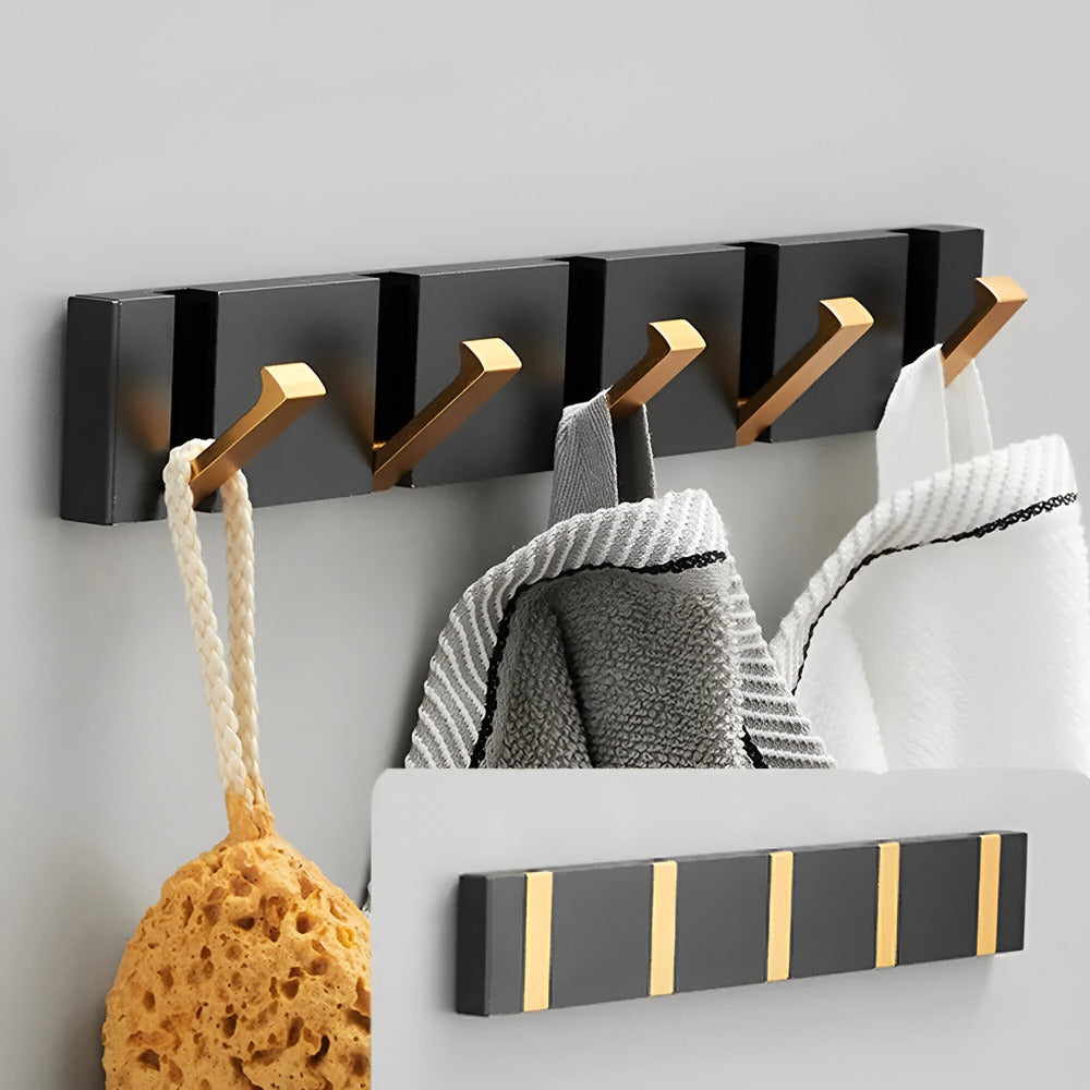 PureForm Vägggarderob – Stilren & Platsbesparande