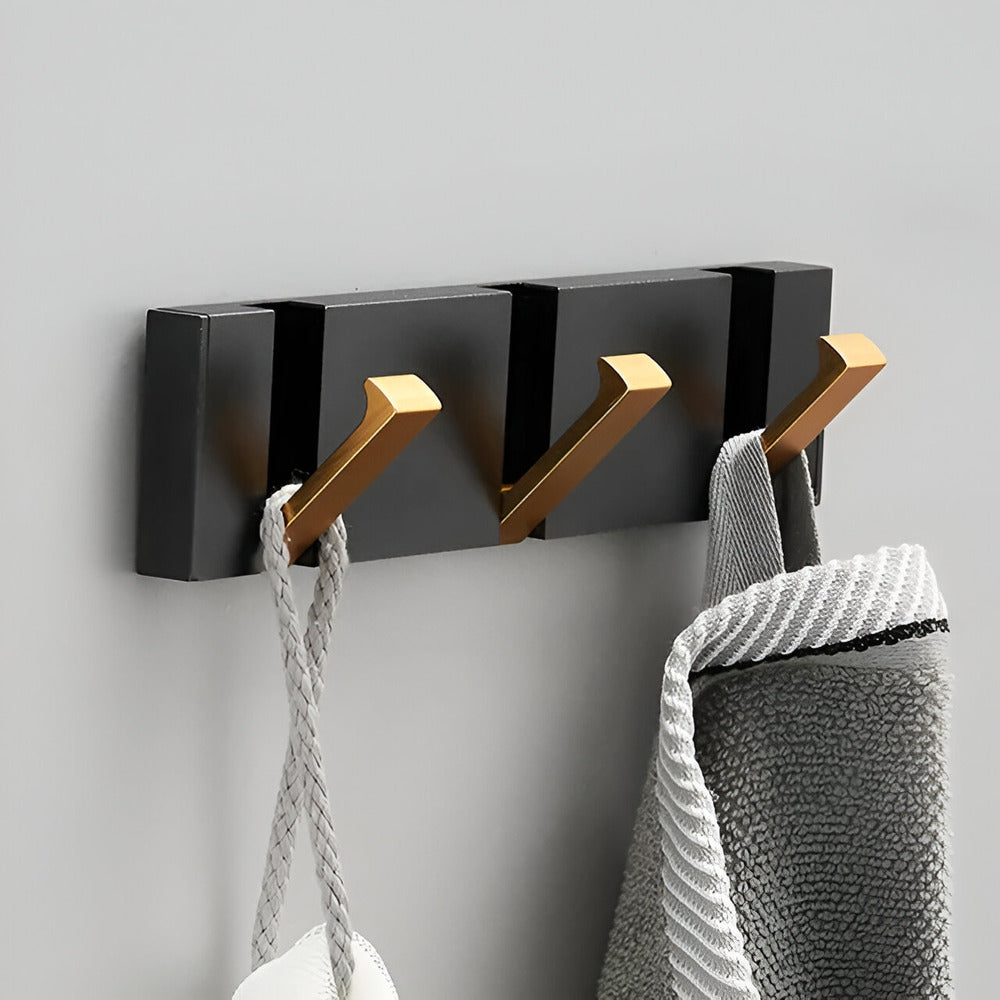 PureForm Vägggarderob – Stilren & Platsbesparande