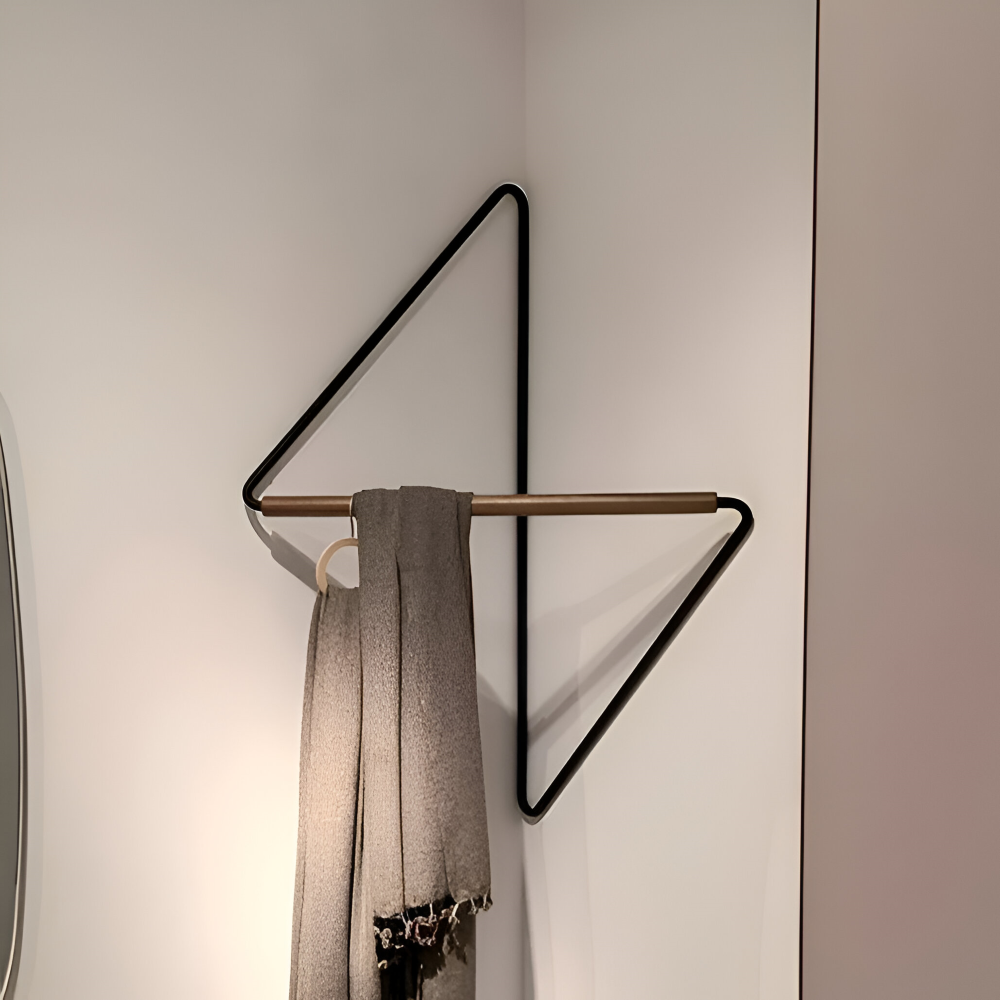 NordicFrame Klädställ – Minimalistisk & Geometrisk Design