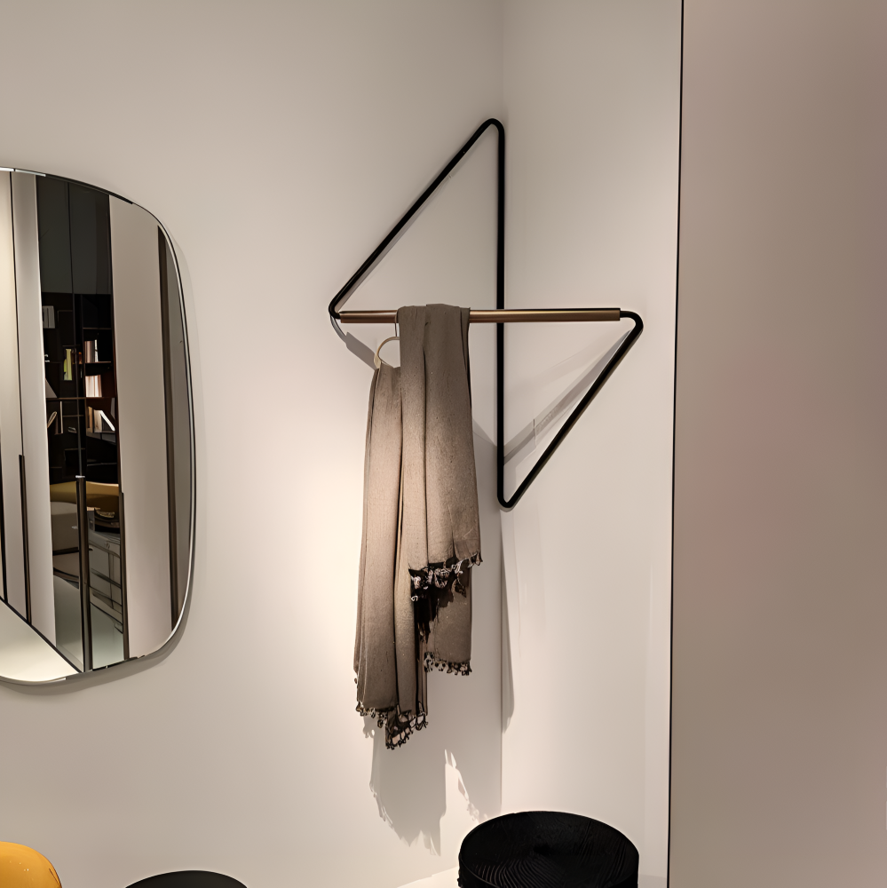 NordicFrame Klädställ – Minimalistisk & Geometrisk Design