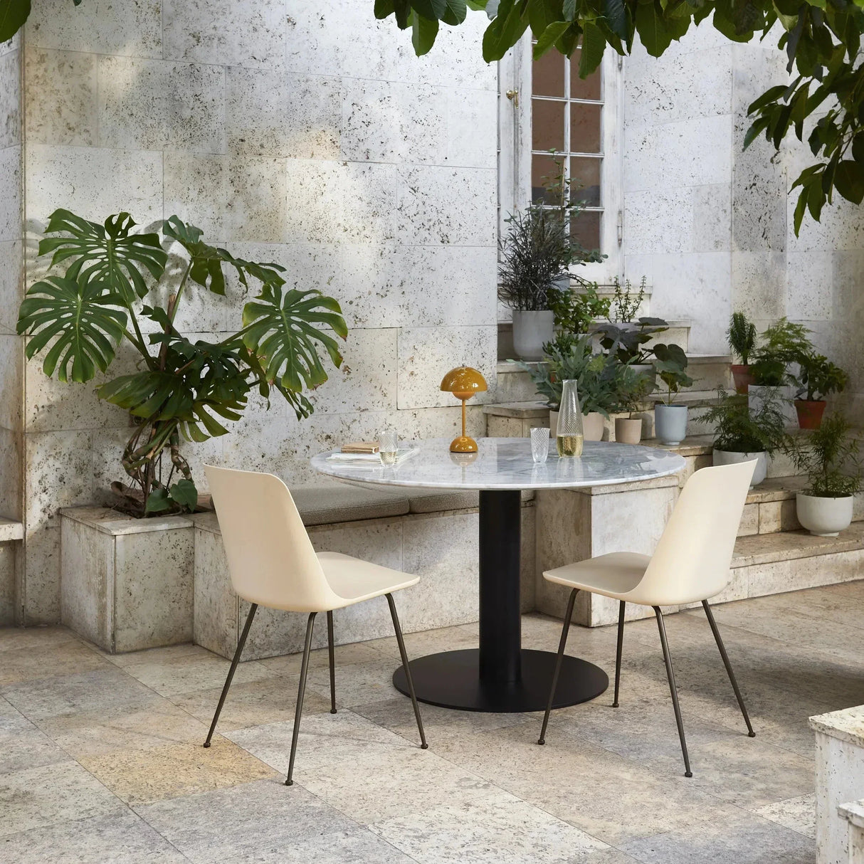 Minimalistisk LED bordslampa – stilren stämningslampa