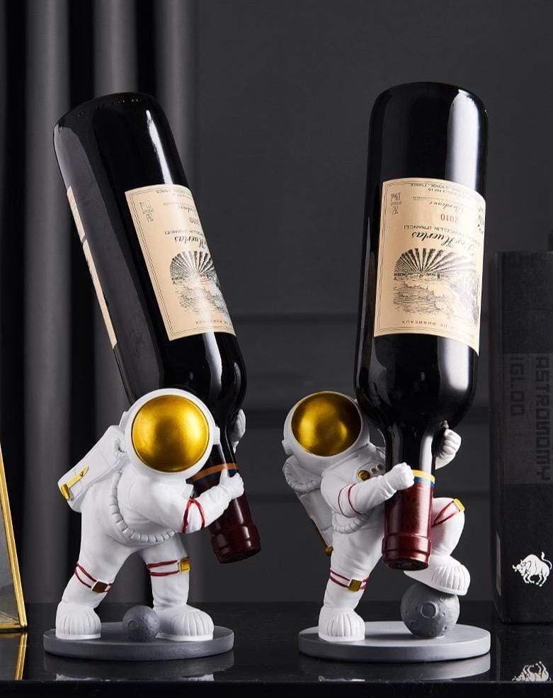 Vinflaskhållare Astronaut i Harts – Rymd Dekor & Flaskställ för Hem & Inredning