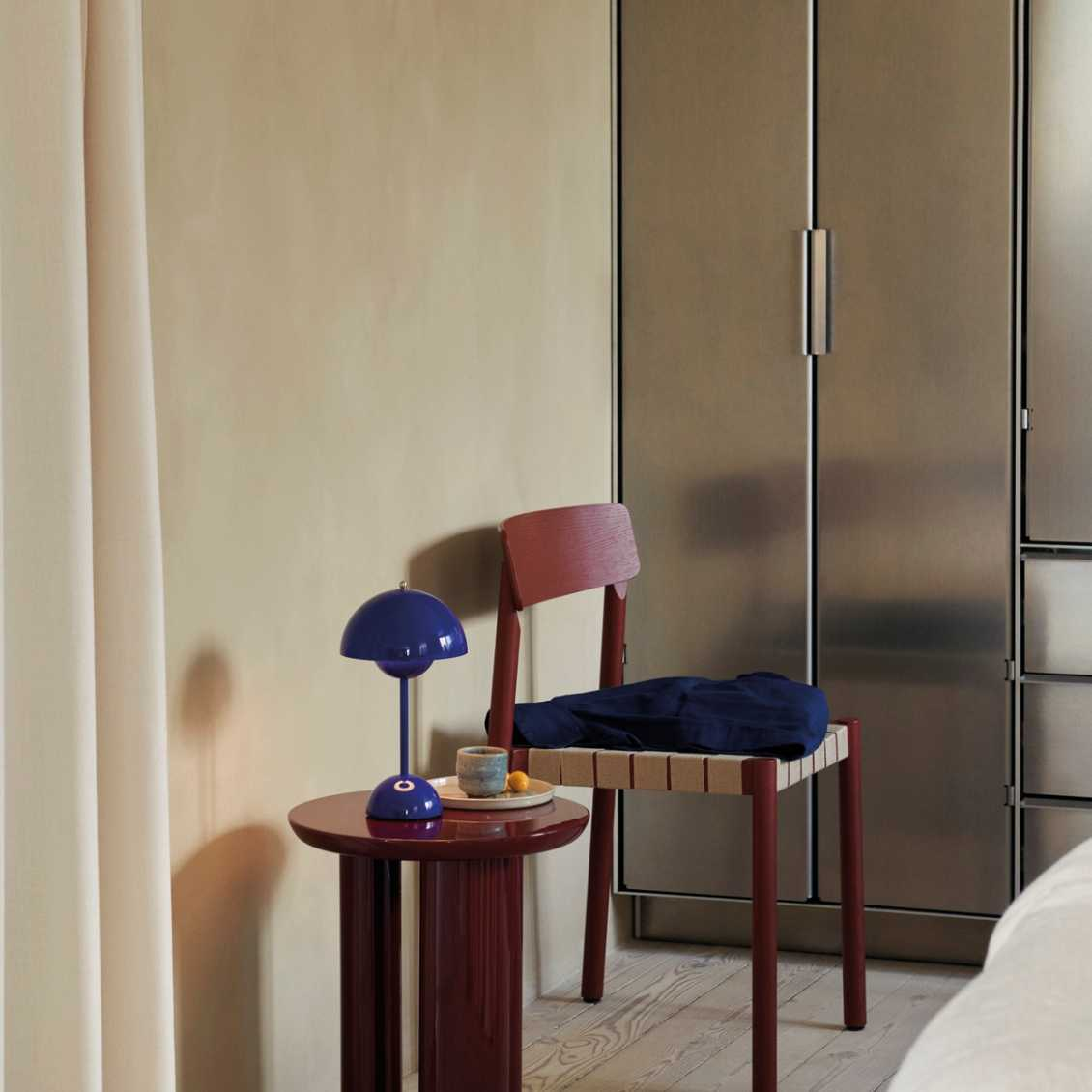 Minimalistisk LED bordslampa – stilren stämningslampa