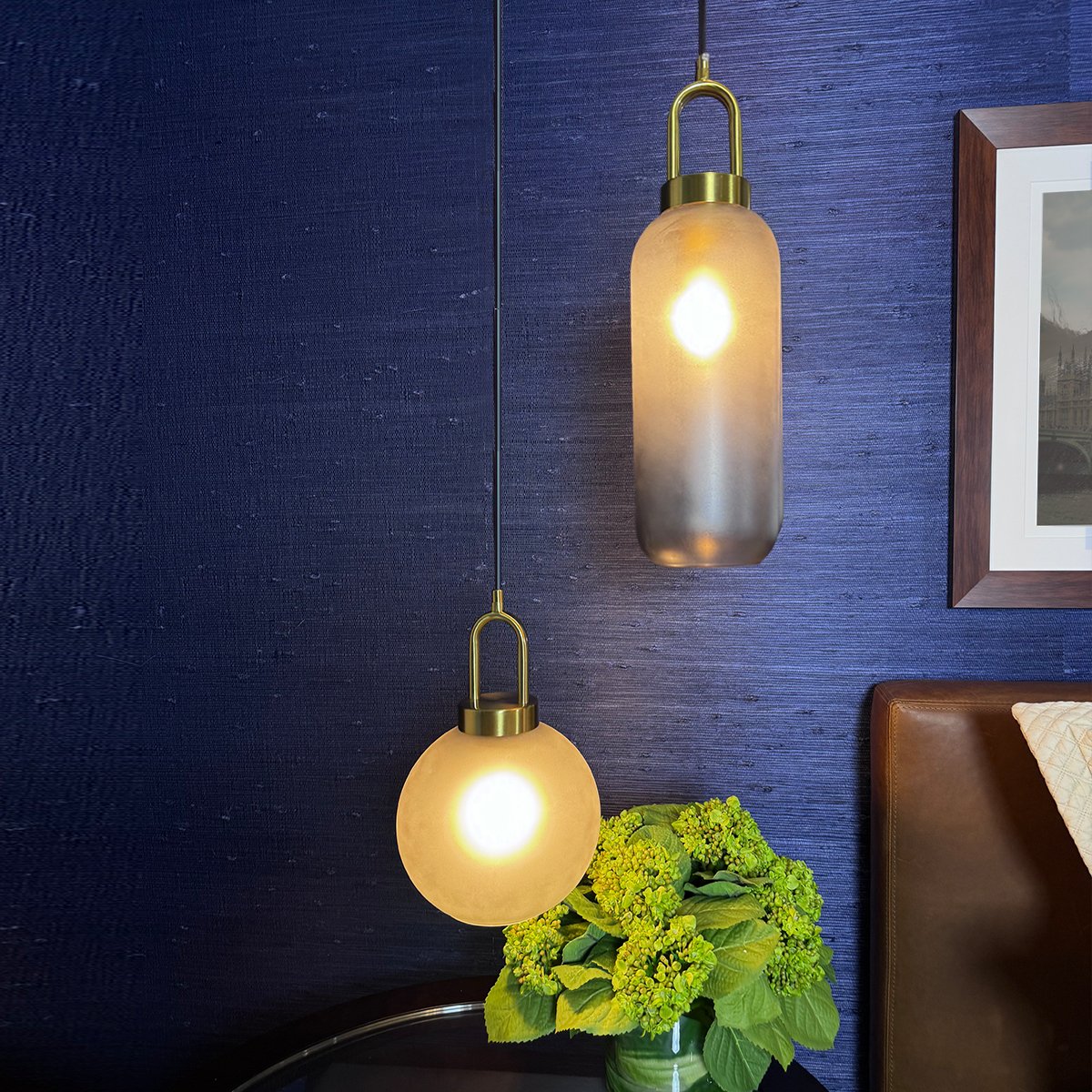 UrbanGlow – Industristil Taklampa i Rökfärgat Glas