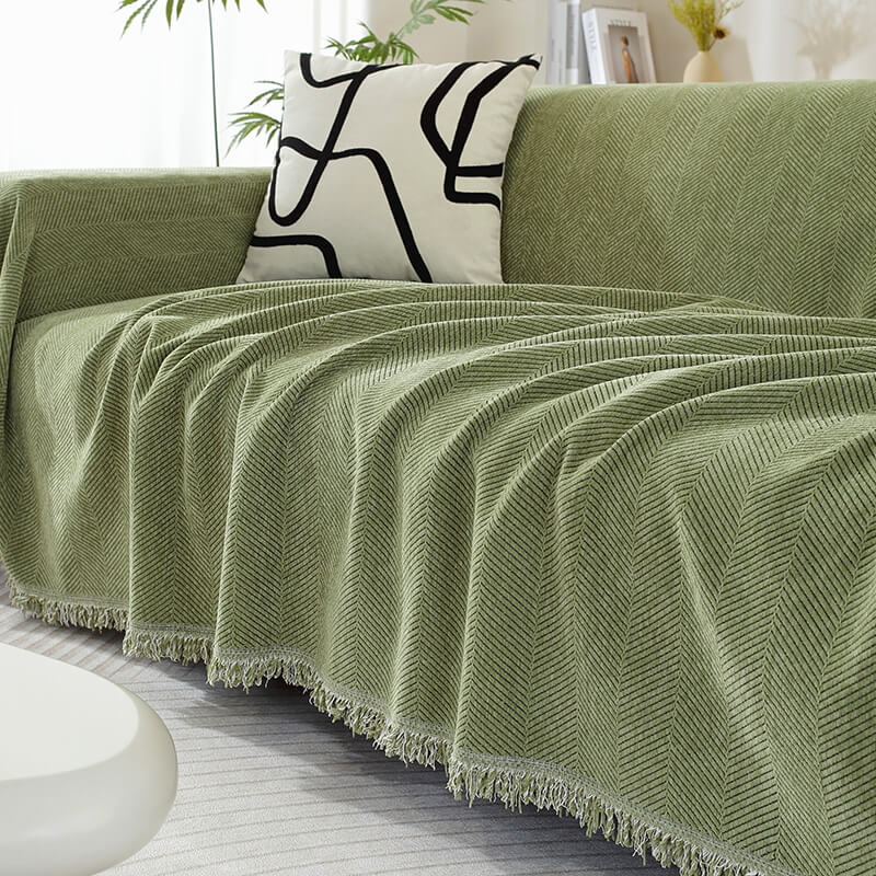 CozyWeave – Chenille Filt med Fiskbensmönster och Toffsar