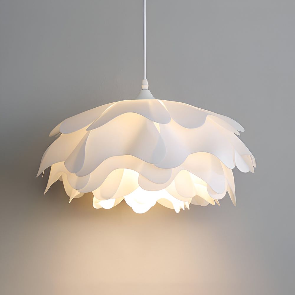 Floria Taklampa – Elegant Lampa med Blombladsliknande Form