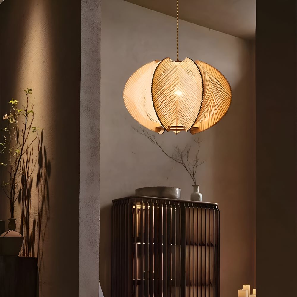 Hikari Pendellampa – Handknuten Hampa & Trälampa i Wabi Sabi Design