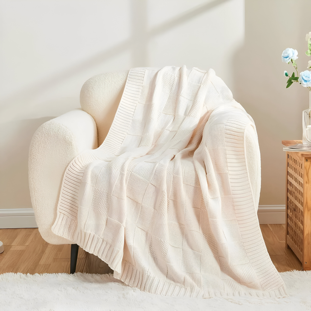 MonoWeave Pläd – Elegant Stickad Filt