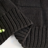 MonoWeave Pläd – Elegant Stickad Filt