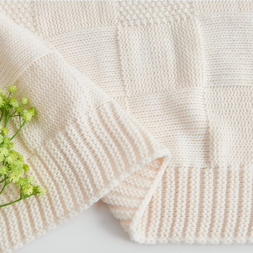 MonoWeave Pläd – Elegant Stickad Filt
