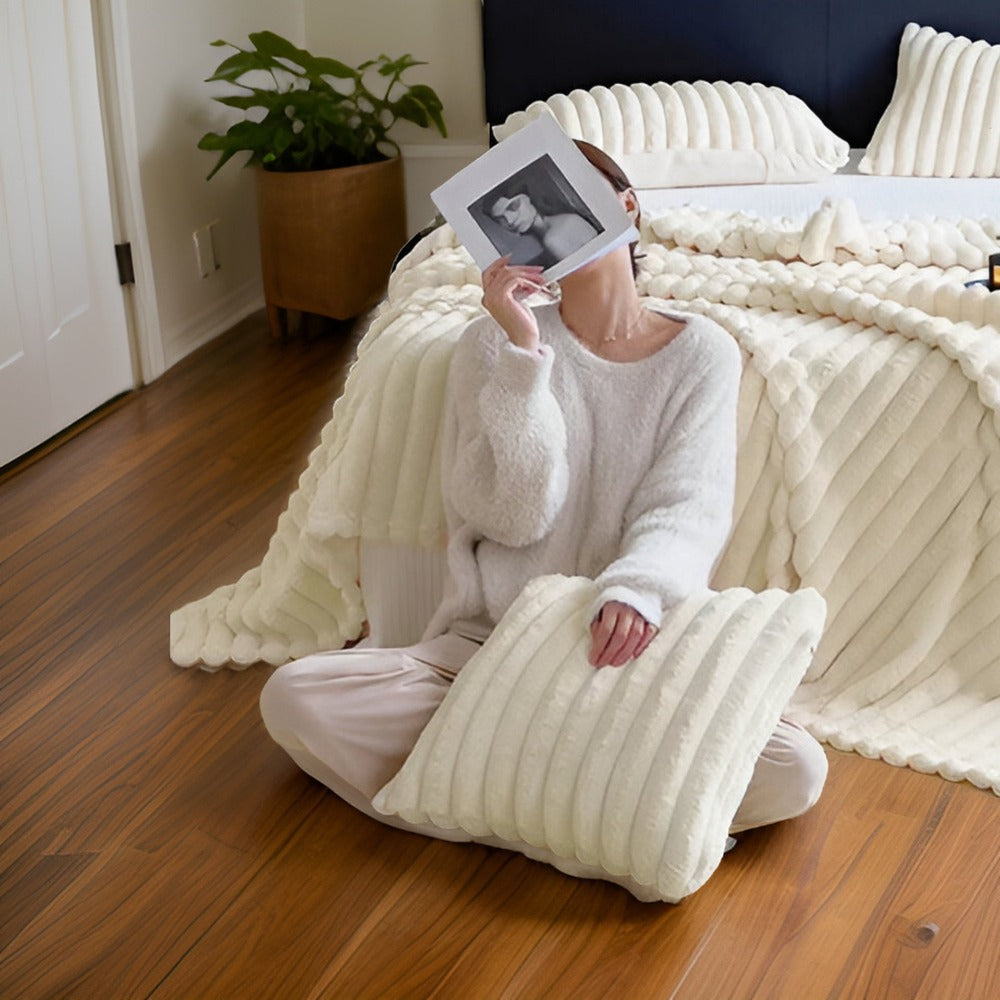 WarmNest – Lyxig Plyschfleecefilt för Soffan och Vardagsrummet