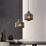 Aurelia Prism Pendellampa – Räfflad Glas Taklampa i Vintage Modern Stil