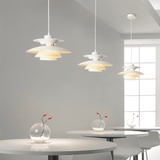 Taklampa i Skandinavisk Stil – Minimalistisk Metallpendel