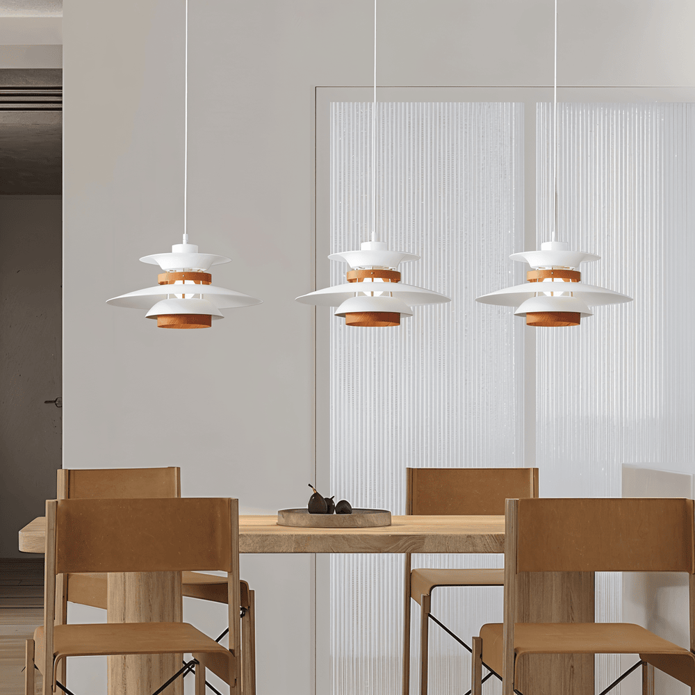 Taklampa i Skandinavisk Stil – Minimalistisk Metallpendel