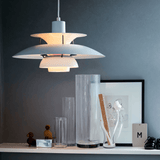Taklampa i Skandinavisk Stil – Minimalistisk Metallpendel