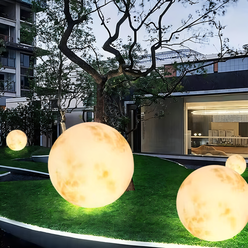 MoonGlow – Solenergilampa för Trädgård IP65
