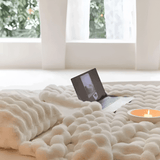 CozyPlaid – Supermjuk Rutig Filt för Mys och Avkoppling