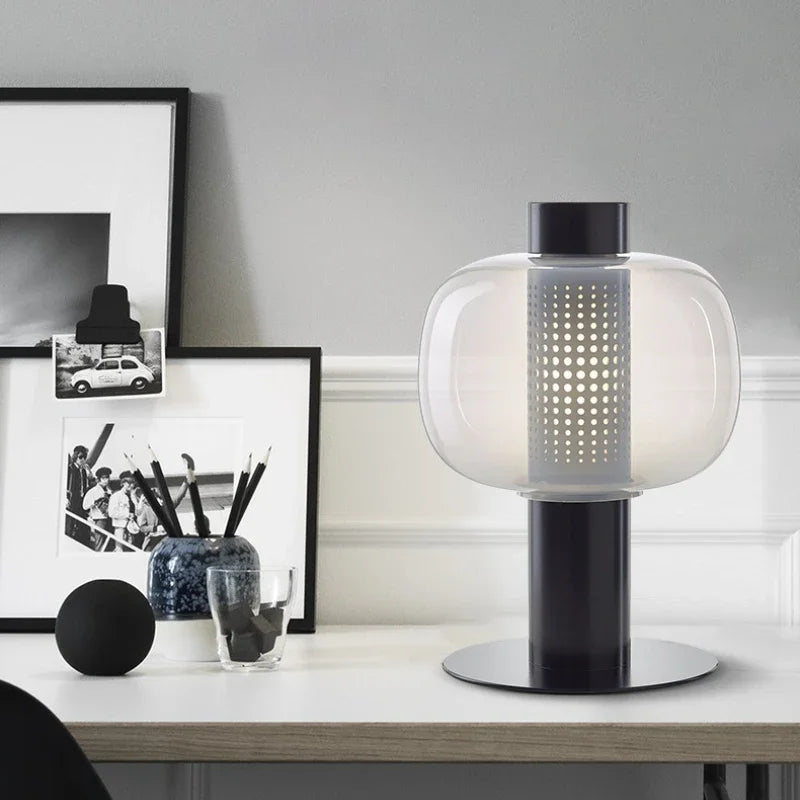 Nordisk Designer Bordslampa – Modern Lyx
