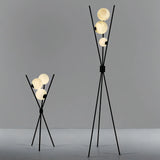 Mila Golvlampa – Stilren Minimalistisk Lampa med Måndesign