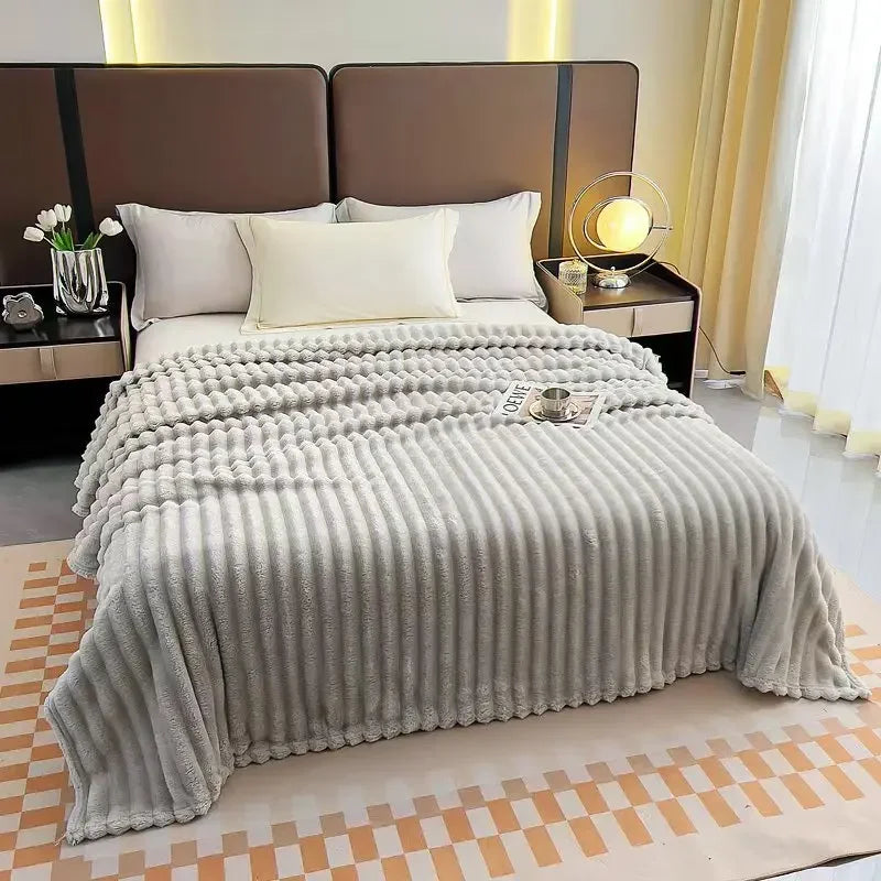 CozyDual – Dubbelsidig Filt i Enfärg, Varm och Hudvänlig - UTFÖRSÄLJNING