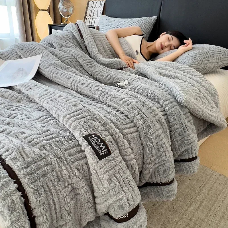 Fluffig Fleecepläd – Varm och Andningsbar Filt för Soffa och Säng