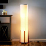 Japanskinspirerad Wabi-Sabi Golvlampa i Papper & Trä – Skulptural Belysning i Naturlig Stil
