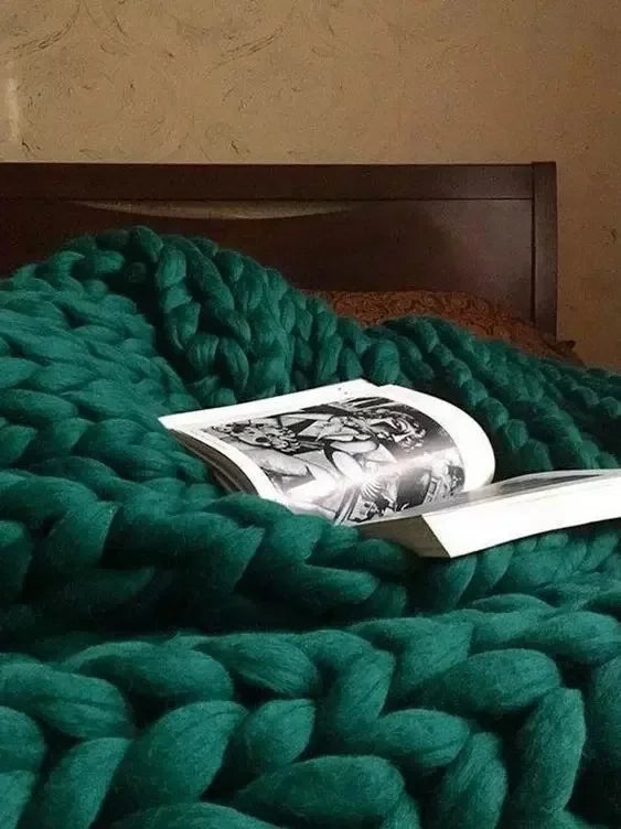 Chunky Chenille – Handstickad Pläd för Soffa och Säng, Supermjuk och Varm