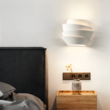 Forma Vägglampa – Elegant Geometrisk Vägglampa