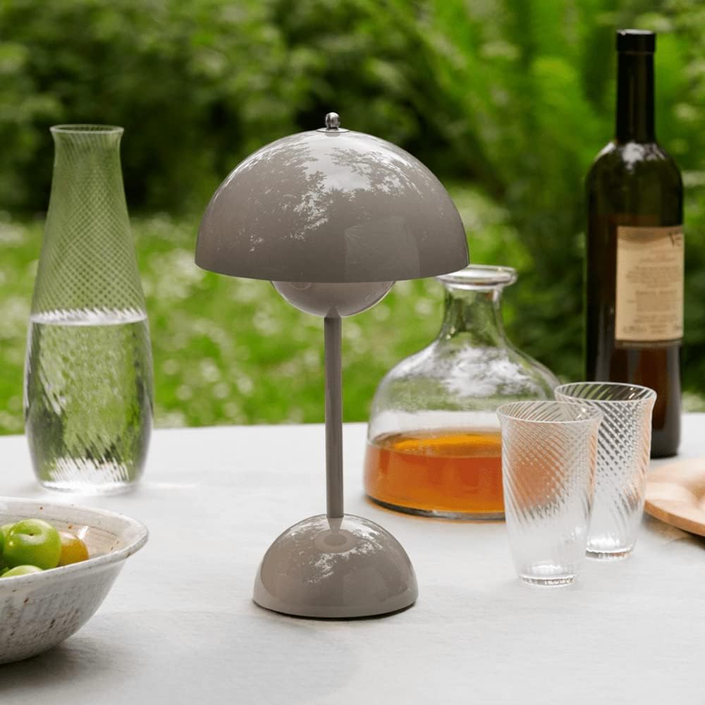 Minimalistisk LED-bordslampa – stilren stämningslampa för vardagsrum och sovrum