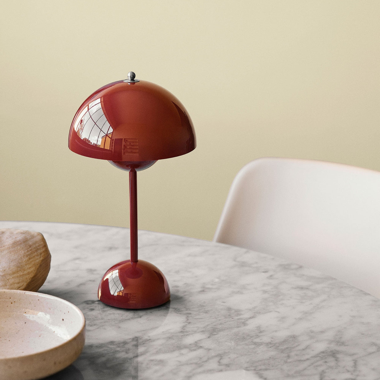 Minimalistisk LED-bordslampa – stilren stämningslampa för vardagsrum och sovrum