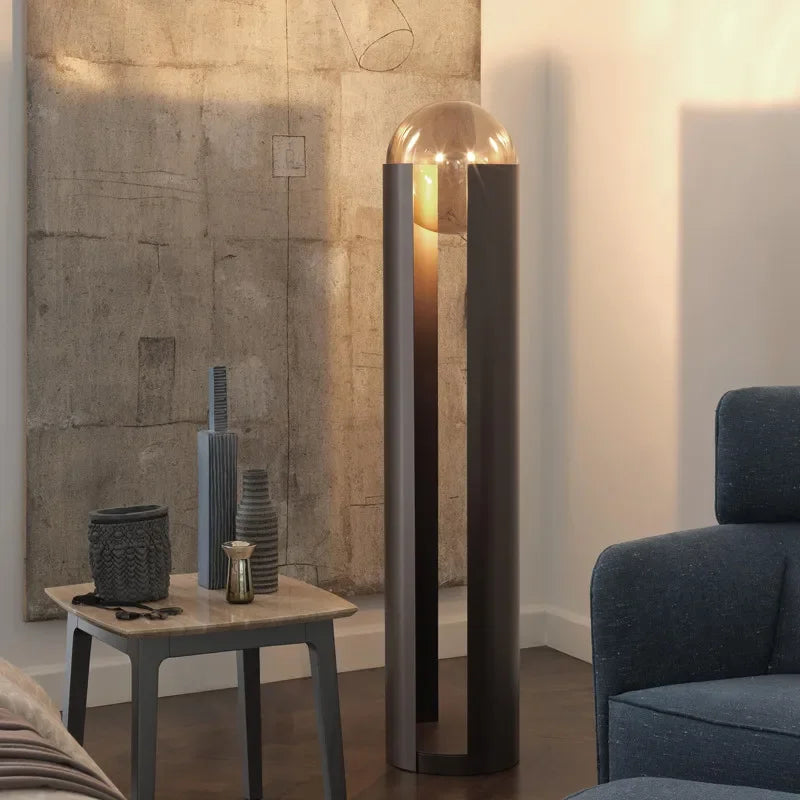 Nordisk Golvlampa – Modern & Minimalistisk LED-belysning