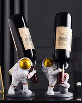 Vinflaskhållare Astronaut i Harts – Rymd Dekor & Flaskställ för Hem & Inredning