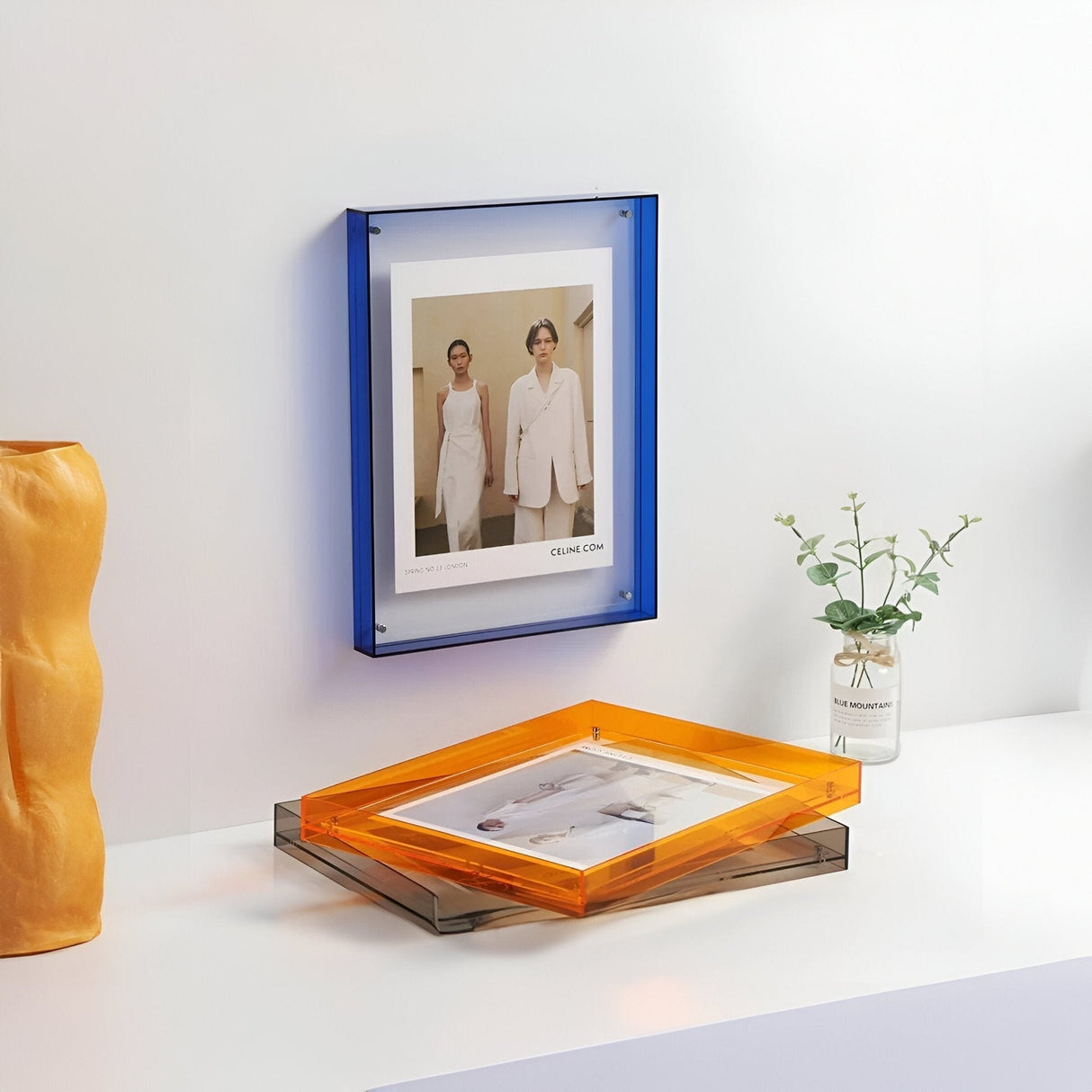 CrystalView – Transparent Akrylfotoram för Modern Inredning