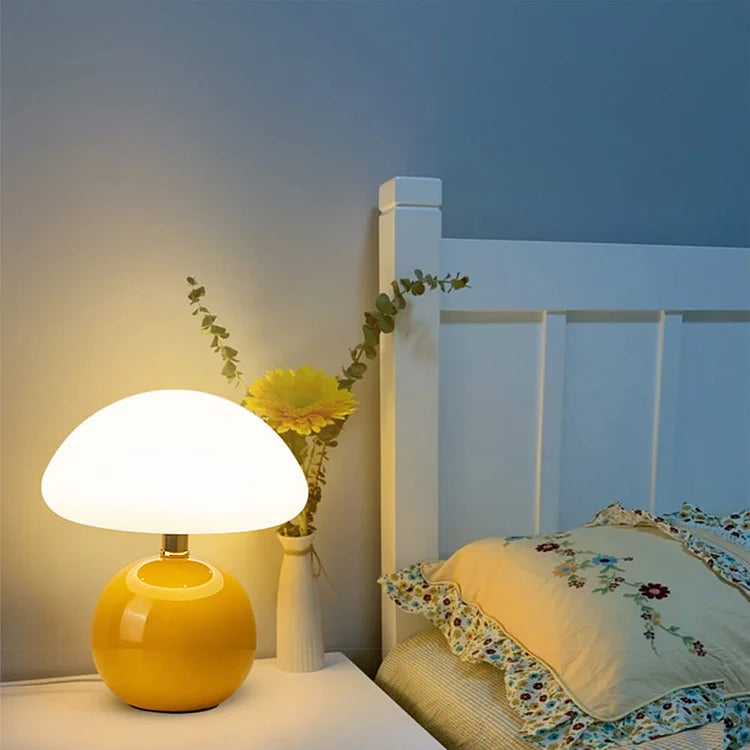 ArtDeco Bordslampa – Modern Svamplampa i Tidlös Design