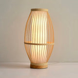 LumaBreeze – Bordslampa i Handvävd Bambulykta med Naturlig Design