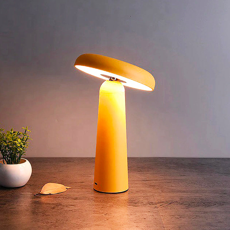 GlowForm Bordslampa – Stilren Svamplampa med Touch & LED