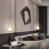 AuroraLux – Hängande Bordslampa i Mässing med Modern Design