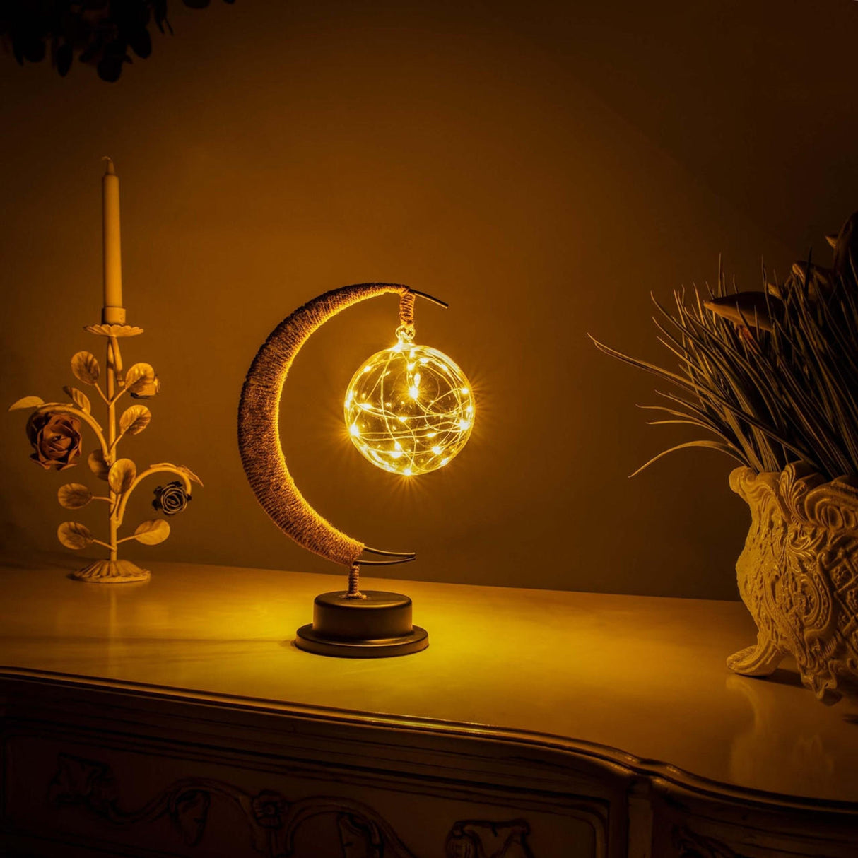 Enchanted Magisk Månlampa – LED Dekoration för Hem