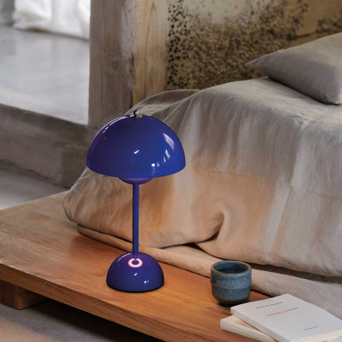 Minimalistisk LED-bordslampa – stilren stämningslampa för vardagsrum och sovrum